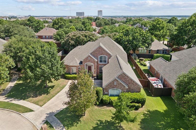 2509 Woodstone Court, Flower Mound TX 75022 - Photo 2