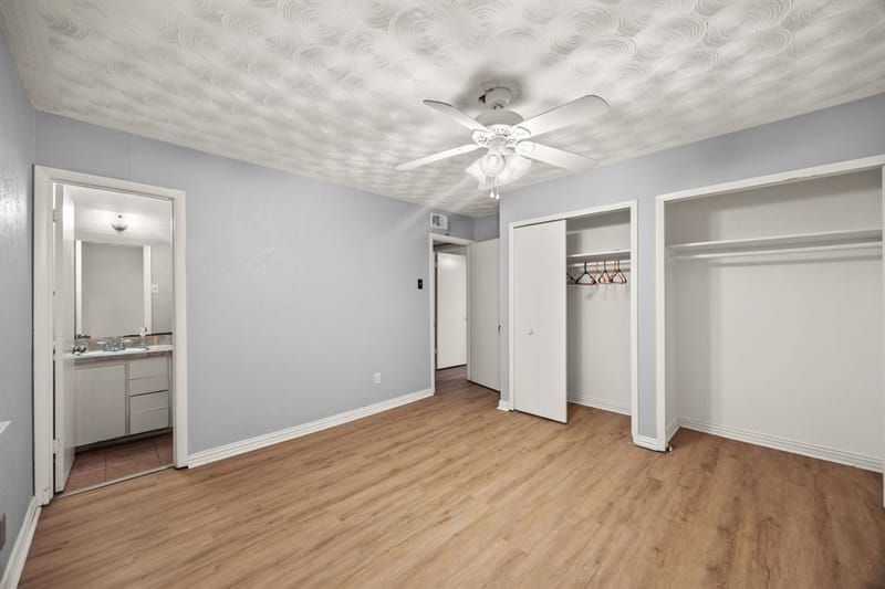 2438 Lasalle Drive, Irving TX 75062 - Photo 23