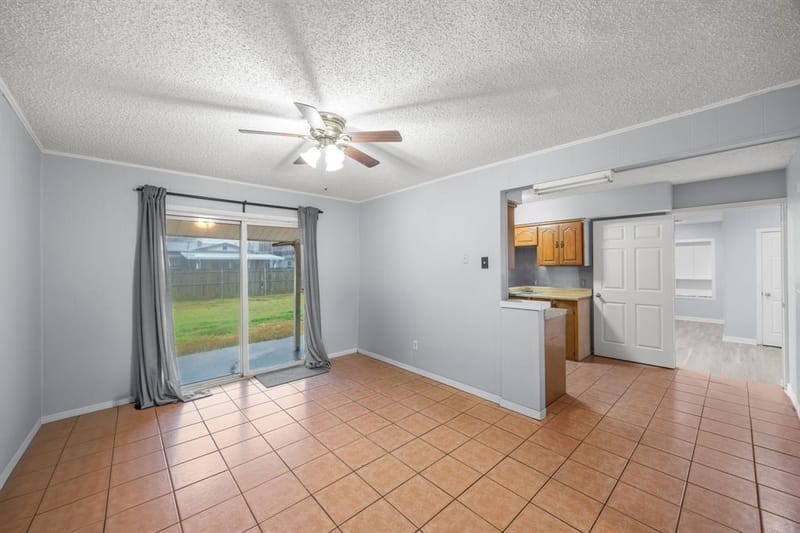 2438 Lasalle Drive, Irving TX 75062 - Photo 12