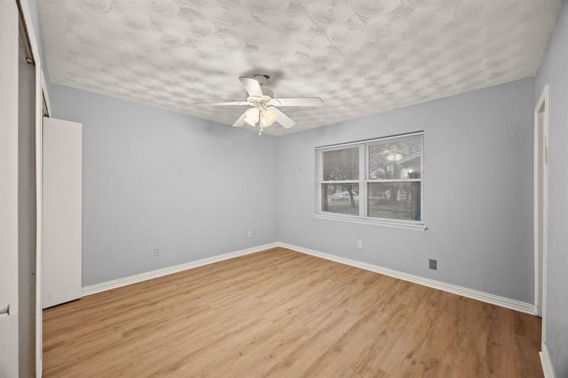 2438 Lasalle Drive, Irving TX 75062 - Photo 22