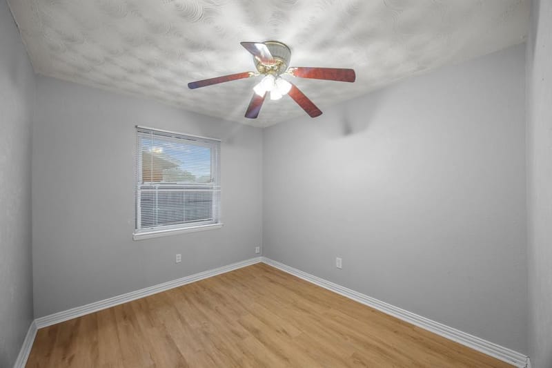 2438 Lasalle Drive, Irving TX 75062 - Photo 18