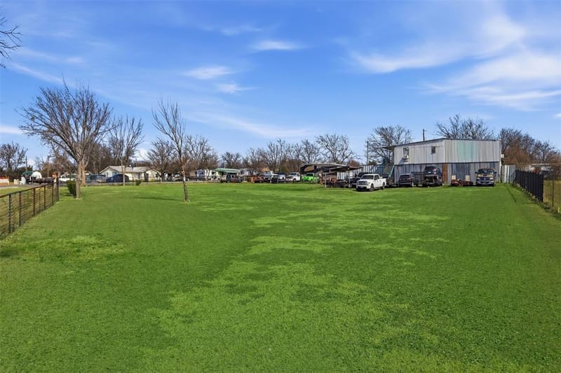 6338 N Bob White Way, Sanger TX 76266 - Photo 18