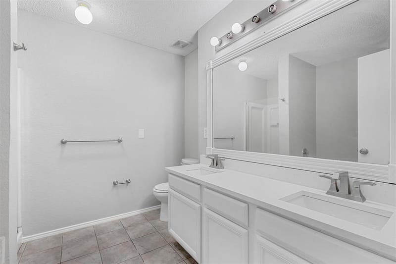 1610 Merritt Drive, Mansfield TX 76063 - Photo 13
