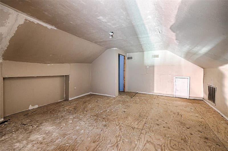2457 Glenfield Avenue, Dallas TX 75233 - Photo 23