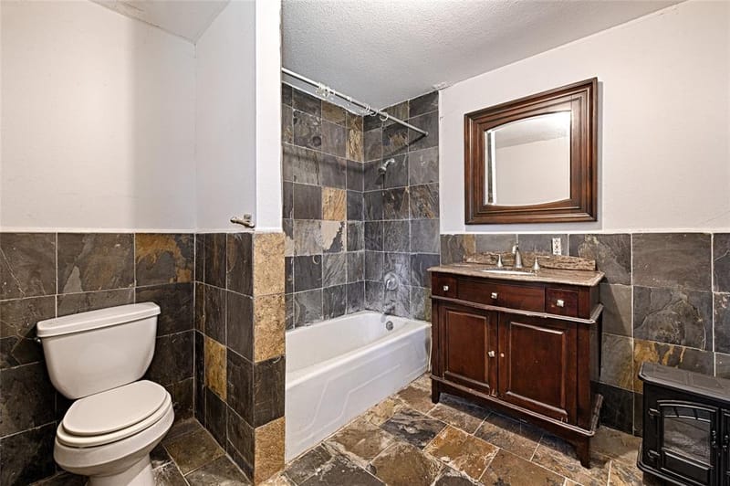 2457 Glenfield Avenue, Dallas TX 75233 - Photo 22