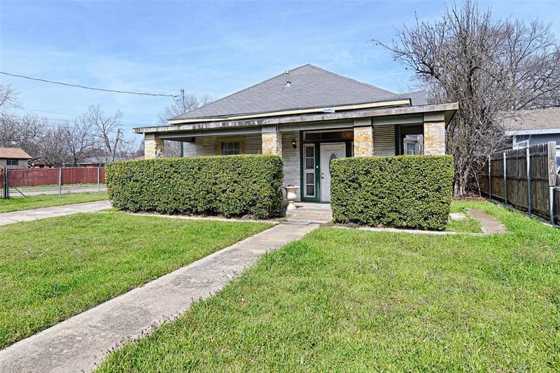 2457 Glenfield Avenue, Dallas TX 75233