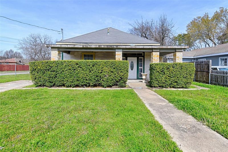2457 Glenfield Avenue, Dallas TX 75233 - Photo 10