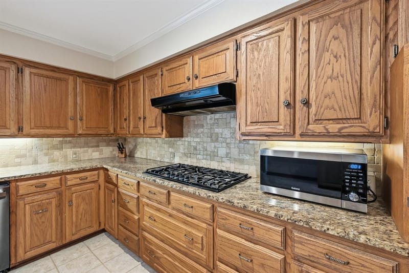 11303 Southwind Place, Krum TX 76249 - Photo 7