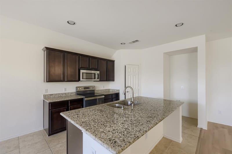 1736 Shoebill Drive, Little Elm TX 75068 - Photo 11