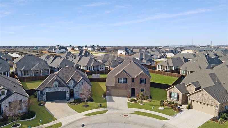 9401 Trailway Dr, Little Elm TX 75068 - Photo 2
