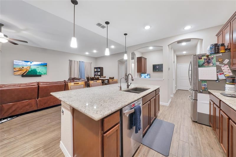 9401 Trailway Dr, Little Elm TX 75068 - Photo 9