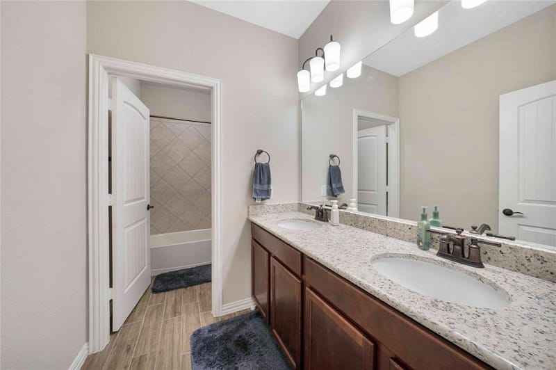 9401 Trailway Dr, Little Elm TX 75068 - Photo 21
