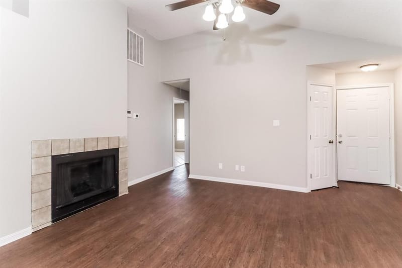 4713 Poppy Drive E, Fort Worth TX 76137 - Photo 3