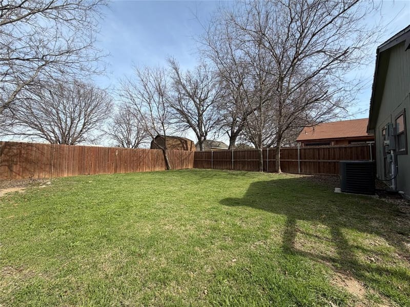 4713 Poppy Drive E, Fort Worth TX 76137 - Photo 11