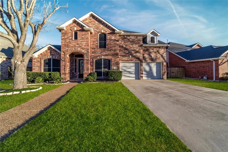 3812 Oxbow Creek Lane, Plano TX 75074 - Photo 2