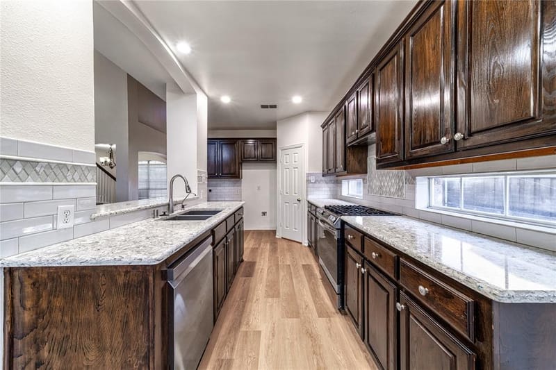 3812 Oxbow Creek Lane, Plano TX 75074 - Photo 18