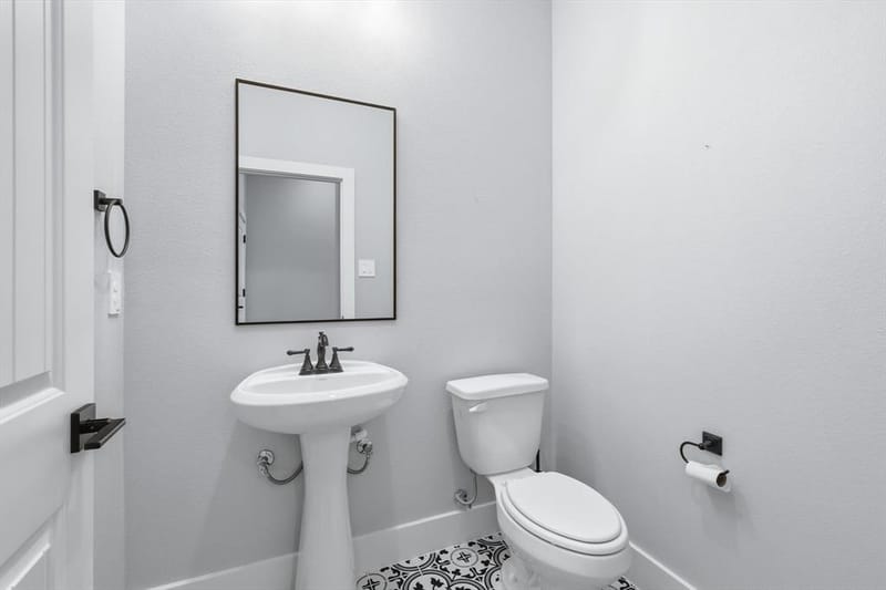 420 Zonaverde Court, Poolville TX 76487 - Photo 16