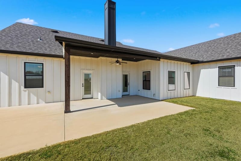 420 Zonaverde Court, Poolville TX 76487 - Photo 32