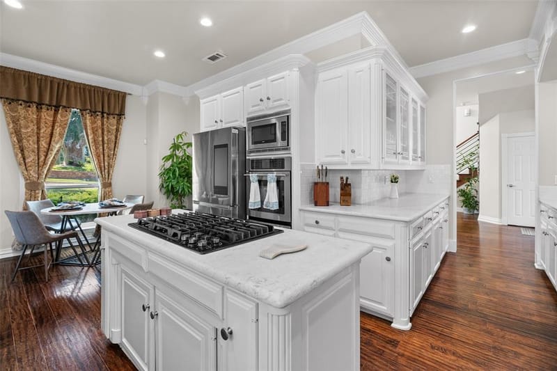 3015 Forestwood Drive, Arlington TX 76006 - Photo 16