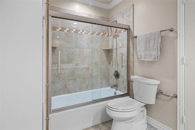 3015 Forestwood Drive, Arlington TX 76006 - Photo 25