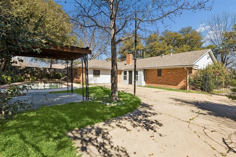 1017 Denmark Street, Grand Prairie TX 75050 - Photo 25