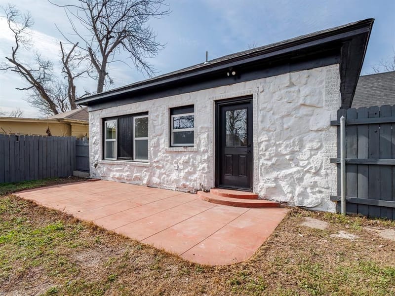 1610 1st Street, Brownwood TX 76801 - Photo 10