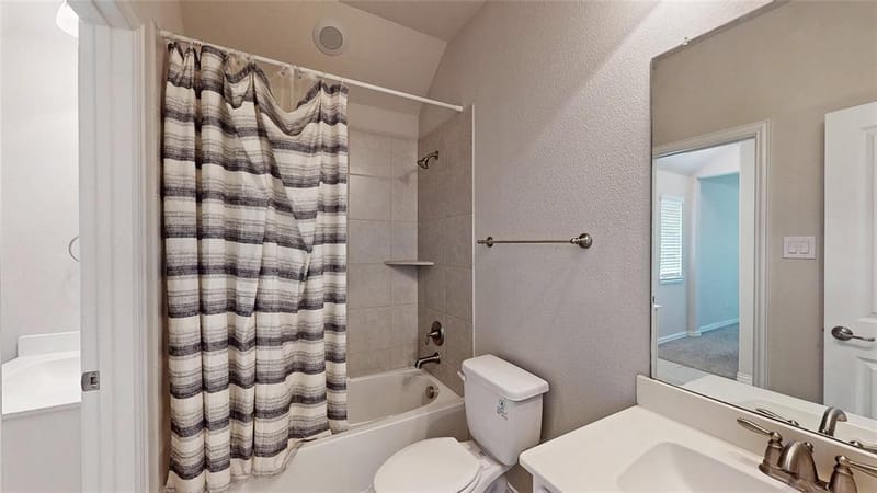 1921 Lake Front Trail, Garland TX 75043 - Photo 37
