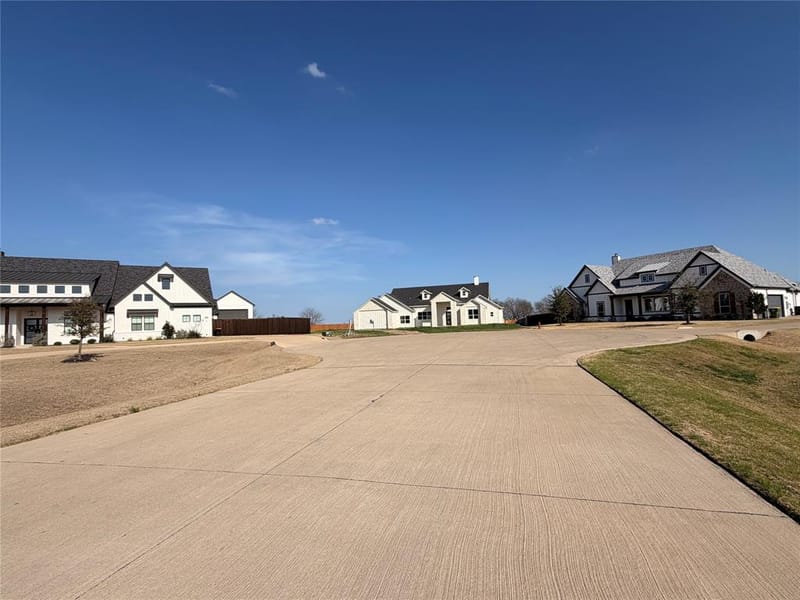 521 Fox Hill Court, Waxahachie TX 75167 - Photo 3
