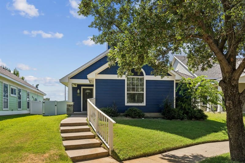 1425 Devonshire Drive, Providence Village TX 76227 - Photo 2
