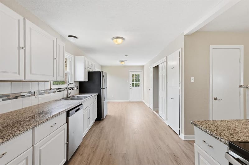 3804 Cornish Avenue, Fort Worth TX 76133 - Photo 12