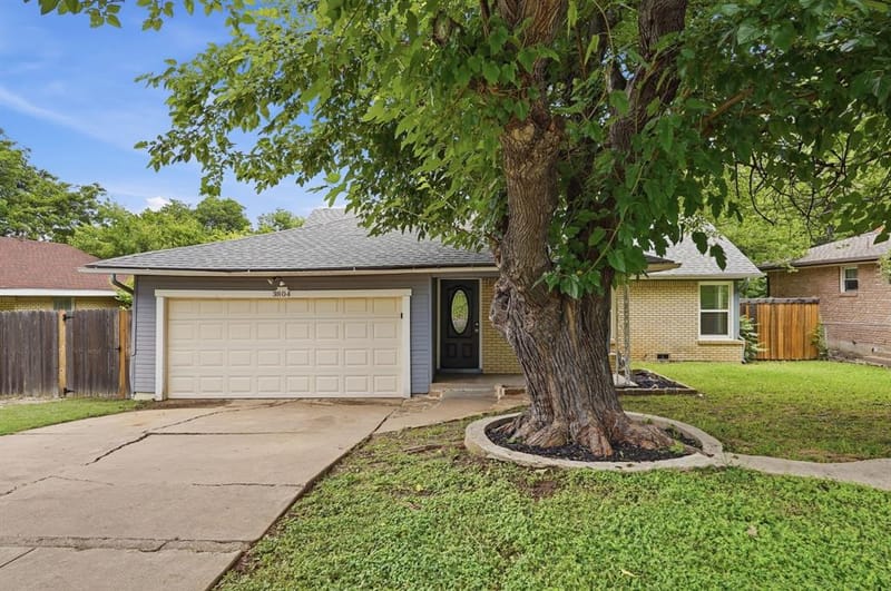 3804 Cornish Avenue, Fort Worth TX 76133