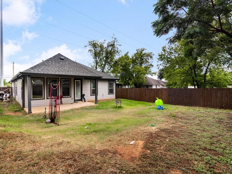 4755 Ramey Avenue, Fort Worth TX 76105 - Photo 19