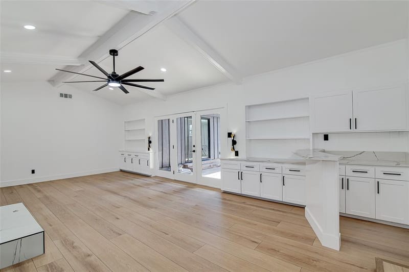 7992 Fallmeadow Lane, Dallas TX 75248 - Photo 8