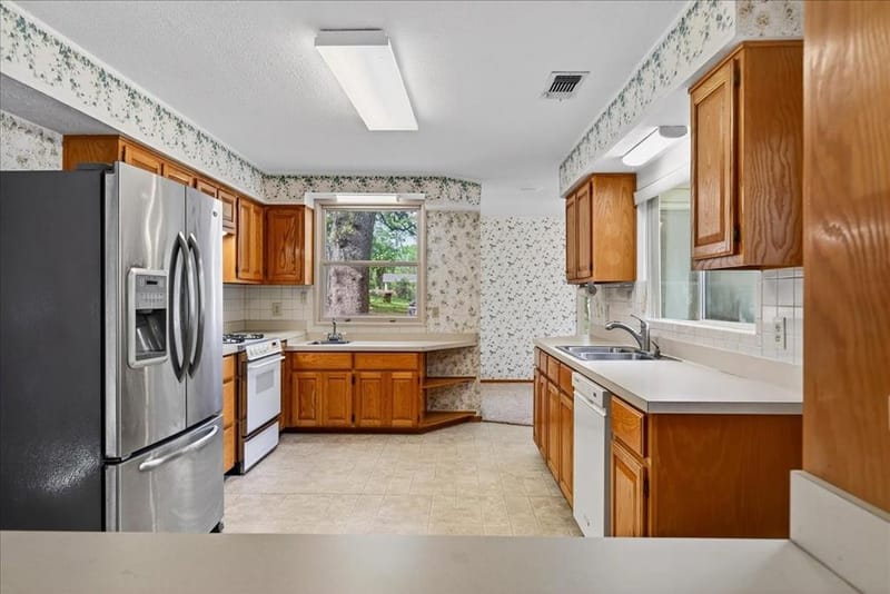 102 Summerall Drive, Mabank TX 75156 - Photo 7