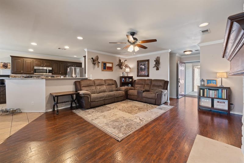 529 Mckittrick Court, Godley TX 76044 - Photo 4