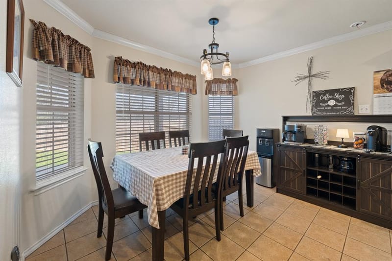 529 Mckittrick Court, Godley TX 76044 - Photo 8