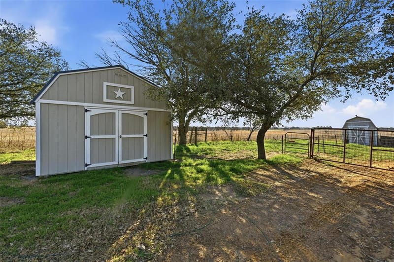 1050 Stadium Drive, Joshua TX 76058 - Photo 30