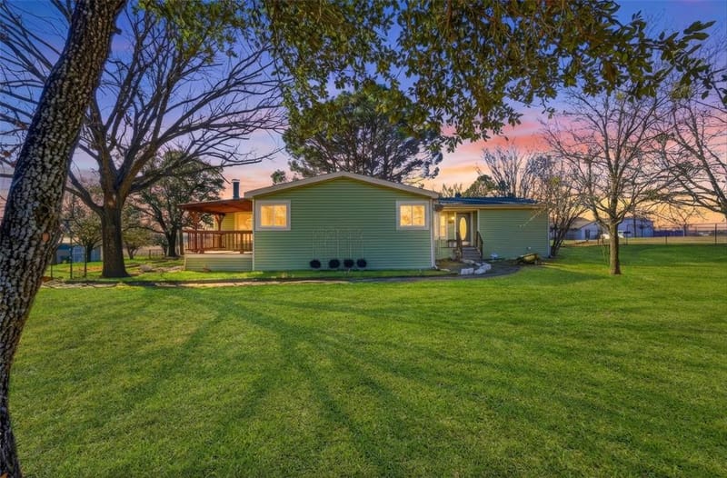 1050 Stadium Drive, Joshua TX 76058 - Photo 40