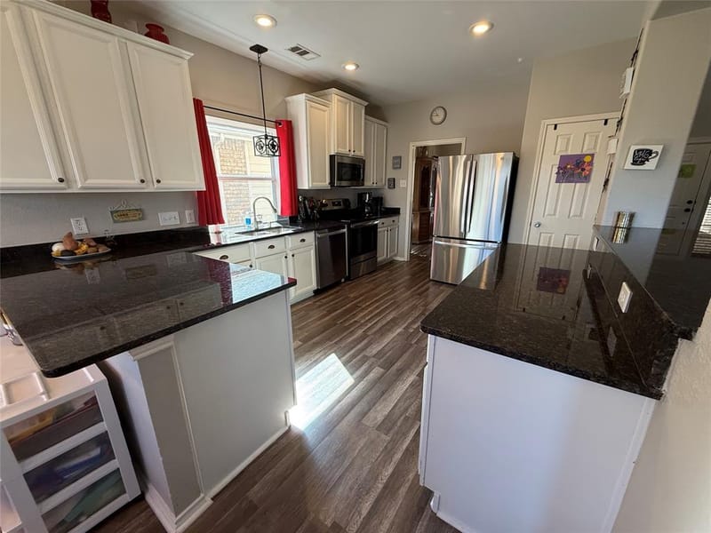 1627 Heron Drive, Aubrey TX 76227 - Photo 11