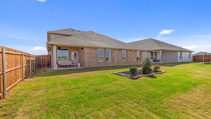 3293 PIER VIEW Street, Grand Prairie TX 76065 - Photo 29