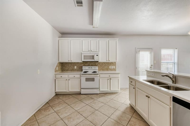 2617 Hereford Road, Denton TX 76210 - Photo 8