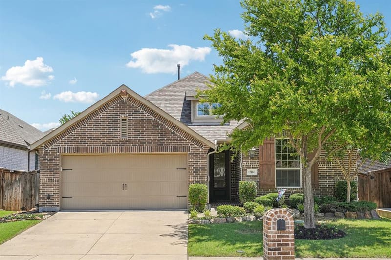 7804 Lewisville Lane, McKinney TX 75071 - Photo 4