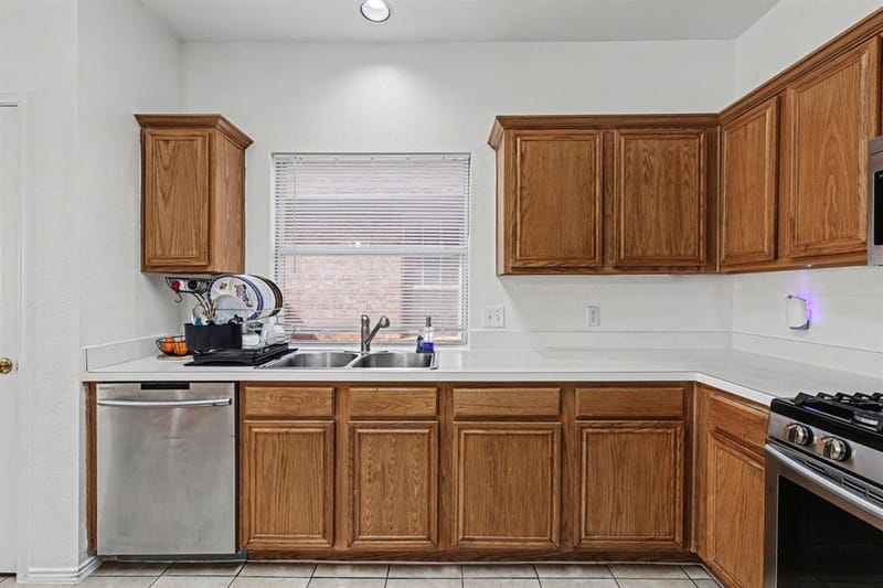 4616 Parkmount Drive, Fort Worth TX 76137 - Photo 12