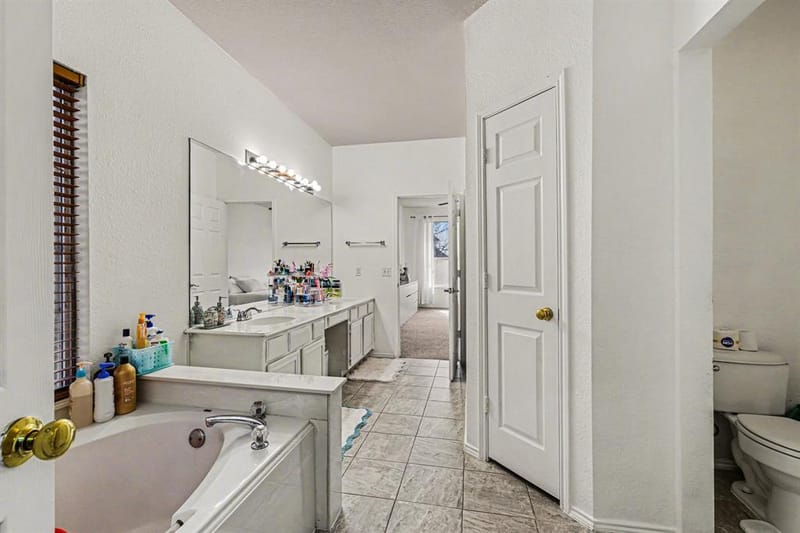 4616 Parkmount Drive, Fort Worth TX 76137 - Photo 15