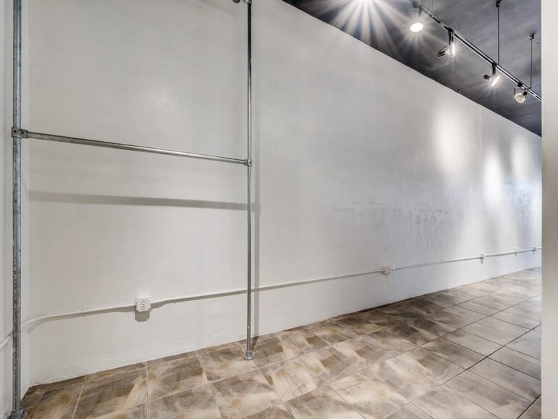 4210 Main Street, Dallas TX 75226 - Photo 17