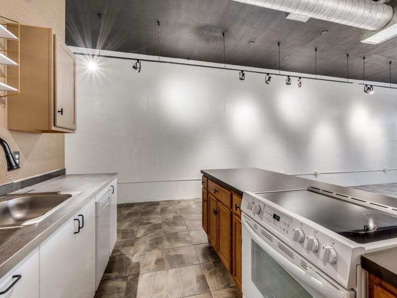 4210 Main Street, Dallas TX 75226 - Photo 16