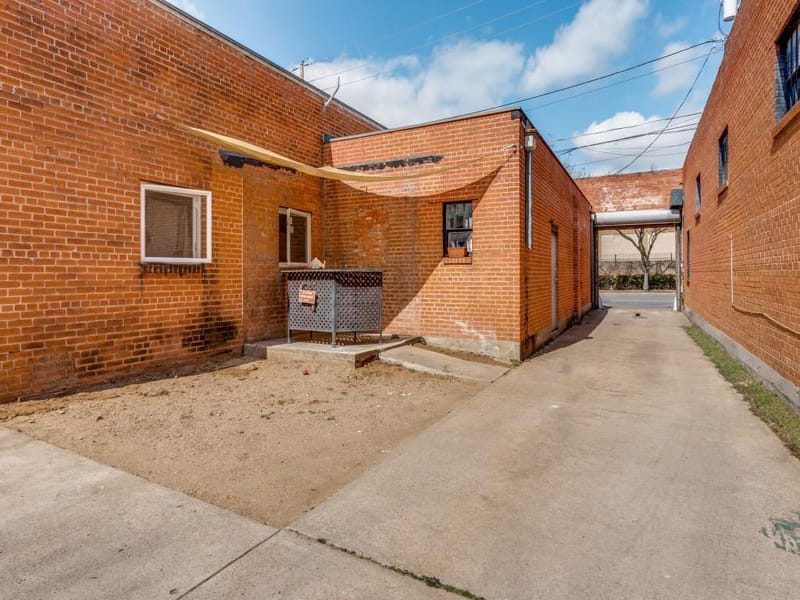 4210 Main Street, Dallas TX 75226 - Photo 19
