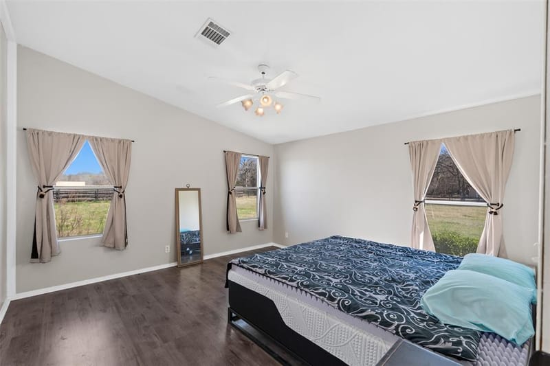 181 Private Road 125, Whitney TX 76692 - Photo 15