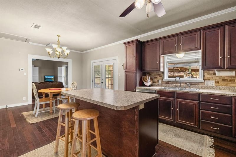 1207 State HWY 24, Campbell TX 75422 - Photo 13