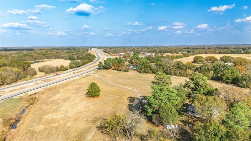 1207 State HWY 24, Campbell TX 75422 - Photo 29